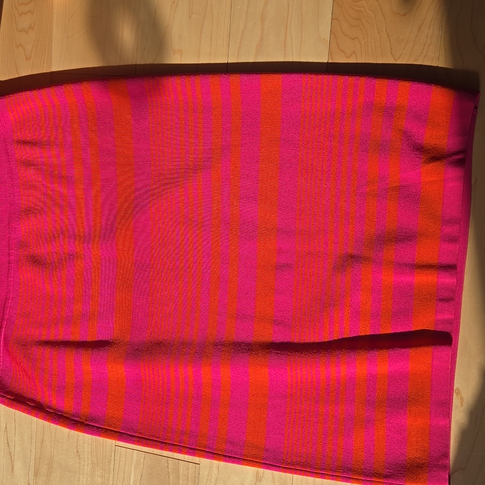 Bebe skirt